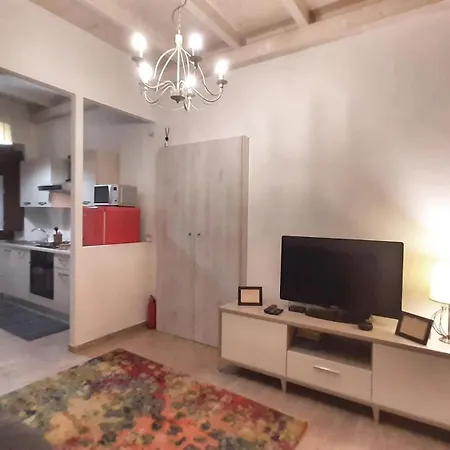 Casa Flo', Next To The Reggia With Car Park * 베나리아 리알레