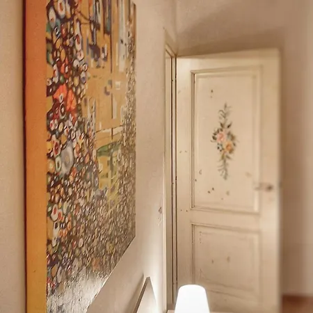 Casa Flo', Next To The Reggia With Car Park شقة فيناريا ريالي