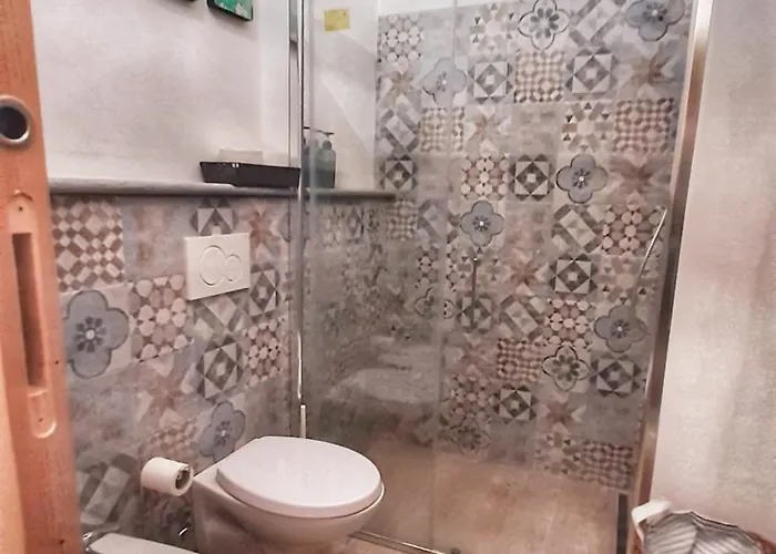 Casa Flo', Next To The Reggia With Car Park Appartamento *